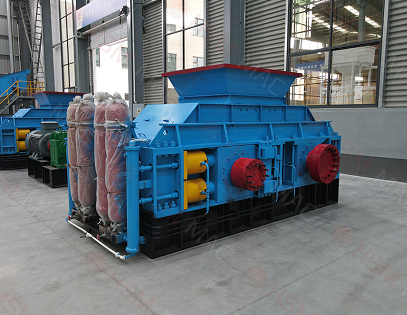 白云石破碎机,液压对辊破碎机,大型对辊破碎机价格,对辊制砂机厂家