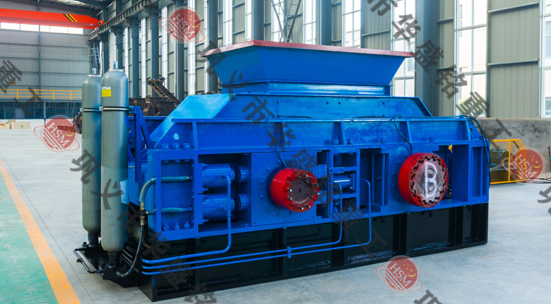 液压岩石破碎机